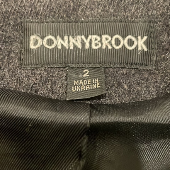 ❌SOLD❌Donnybrook Gray Wool Coat - Picture 2 of 8